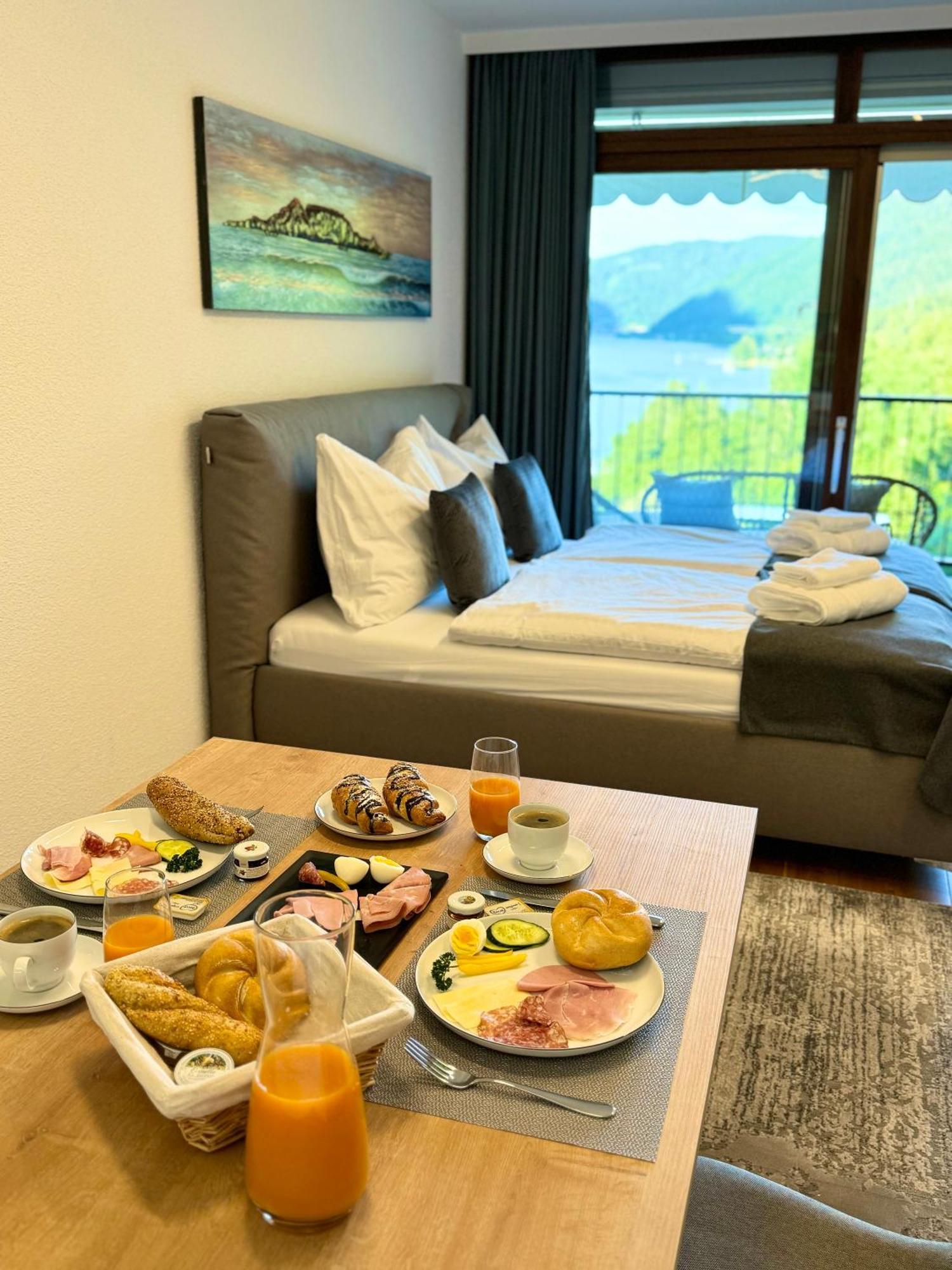 Apartment Am Ossiacher See Mit Seeblick Landskron Dış mekan fotoğraf